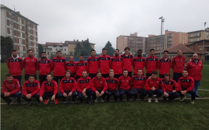 هل تجاوز الحكم صلاحياته؟ حادثة جديدة تثير الجدل في الملاعب الإيطالية