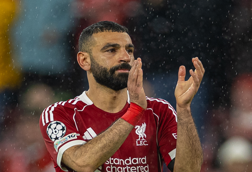 تصرف لافت لأشرف حكيمي مع صلاح بعد إقصاء ليفربول من دوري الأبطال