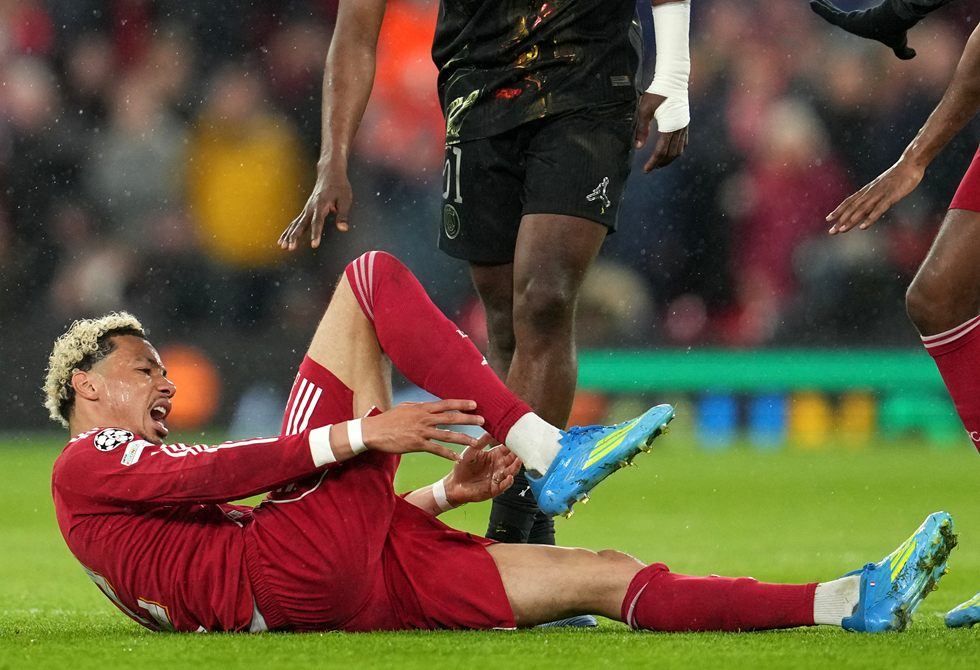 مدرب منتخب فرنسا يؤكد نهاية موسم إيكيتيكي مع ليفربول وغيابه عن كأس العالم