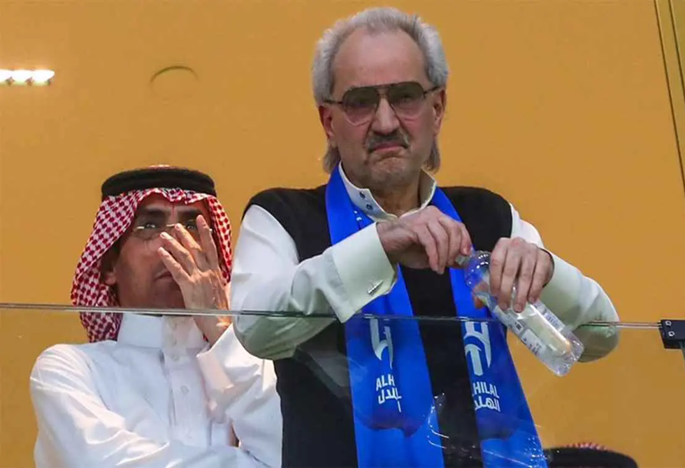 رسميا.. الوليد بن طلال يستحوذ على نادي الهلال السعودي