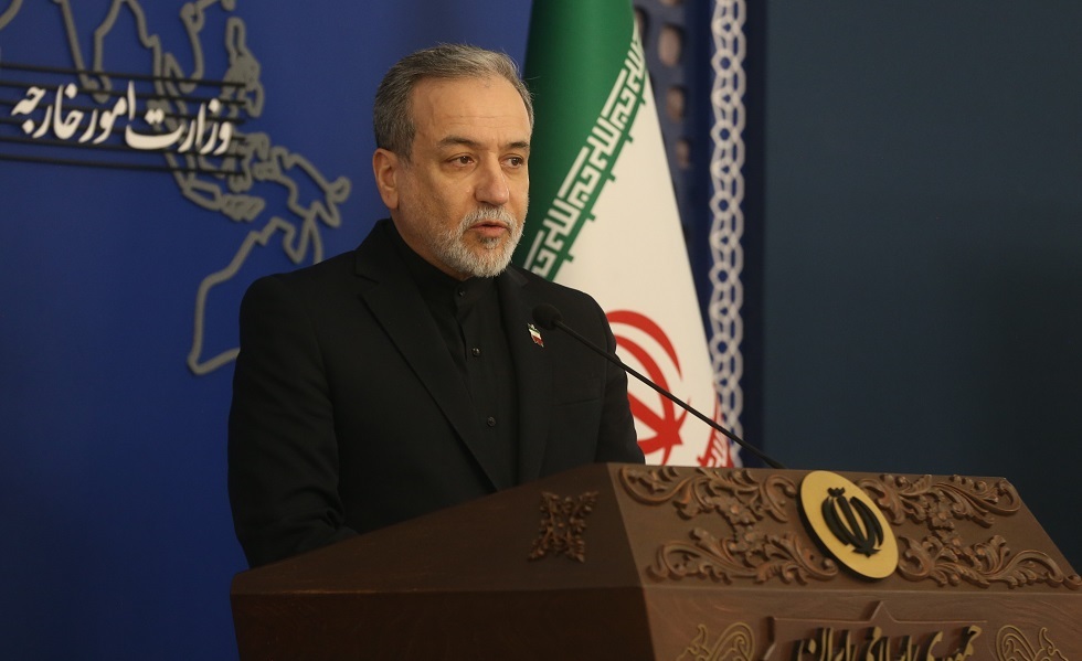 عراقجي: مرور السفن التجارية عبر مضيق هرمز سيكون مفتوحا بالكامل خلال فترة وقف إطلاق النار في لبنان