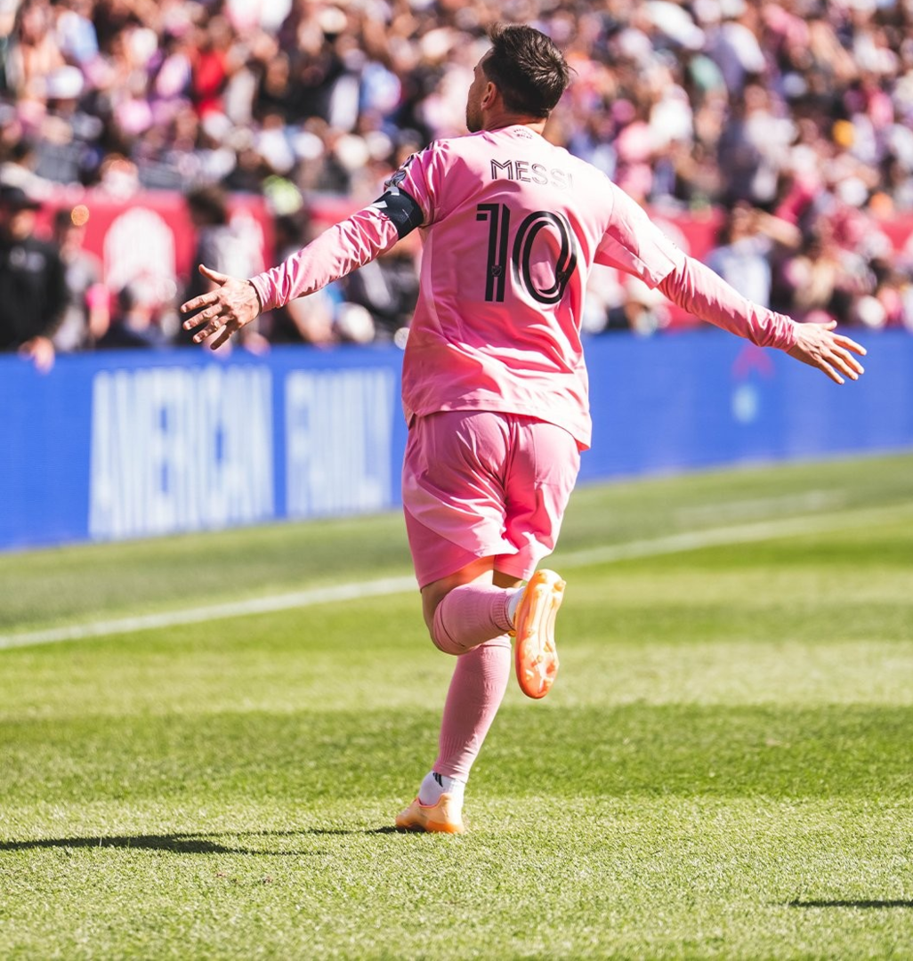 ميسي يبدع ويقود إنتر ميامي لتخطي كولورادو رابيدز في الدوري الأمريكي (فيديو)