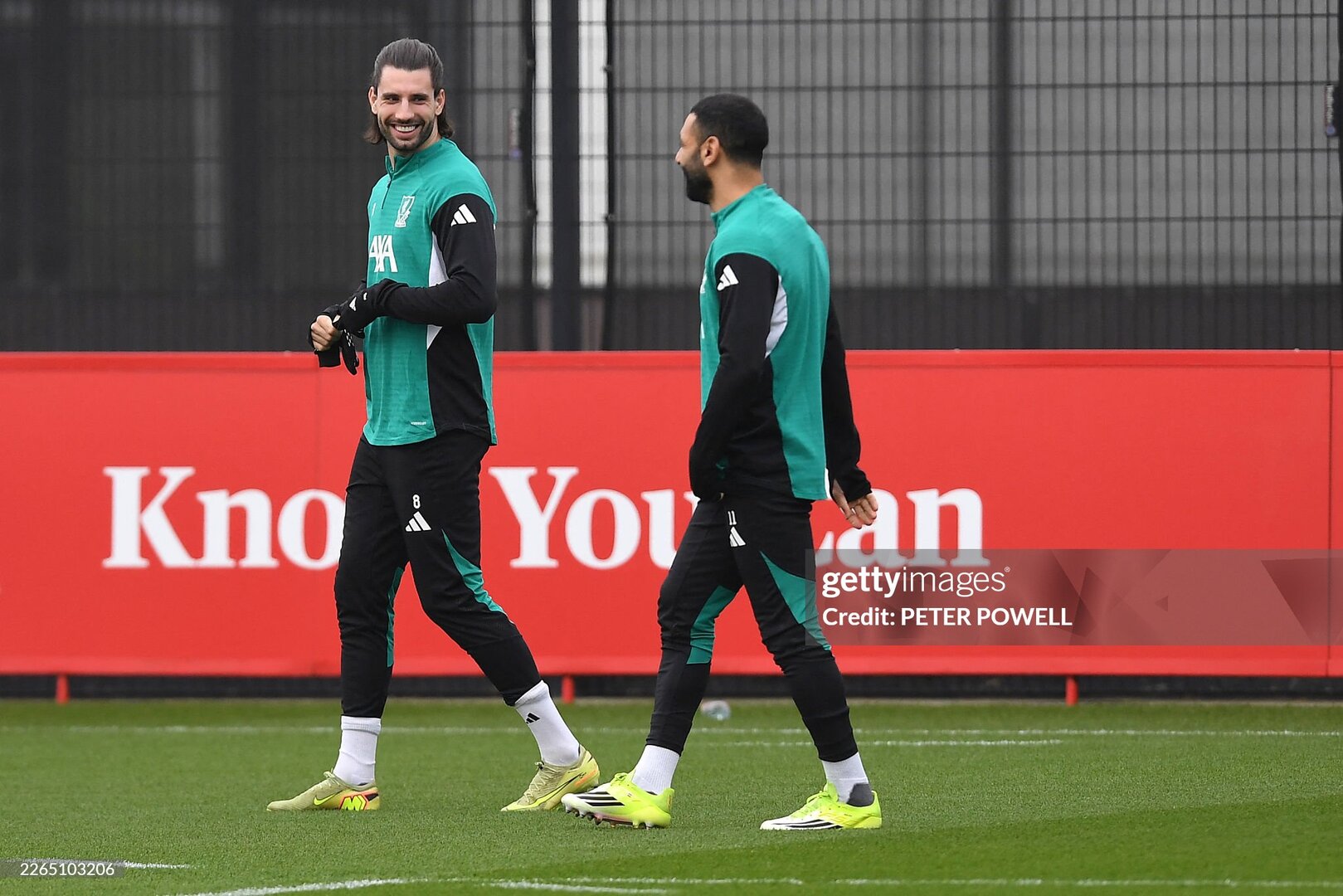 سوبوسلاي يكشف موقفه من الاستمرار في صفوف "الريدز"