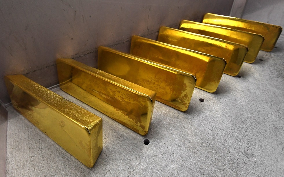 أسعار الذهب تتراجع دون 4700 دولار للأونصة عقب تصاعد التوتر مجددا بين إيران والولايات المتحدة