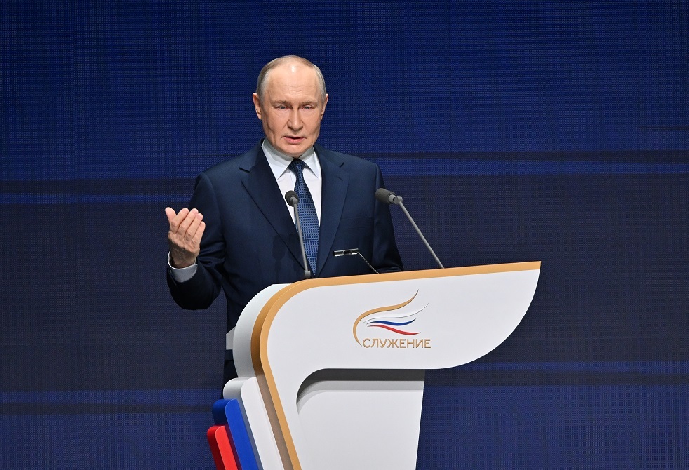 بوتين يمنح الوسام الحكومي لمقاتل وآخر لملاكم