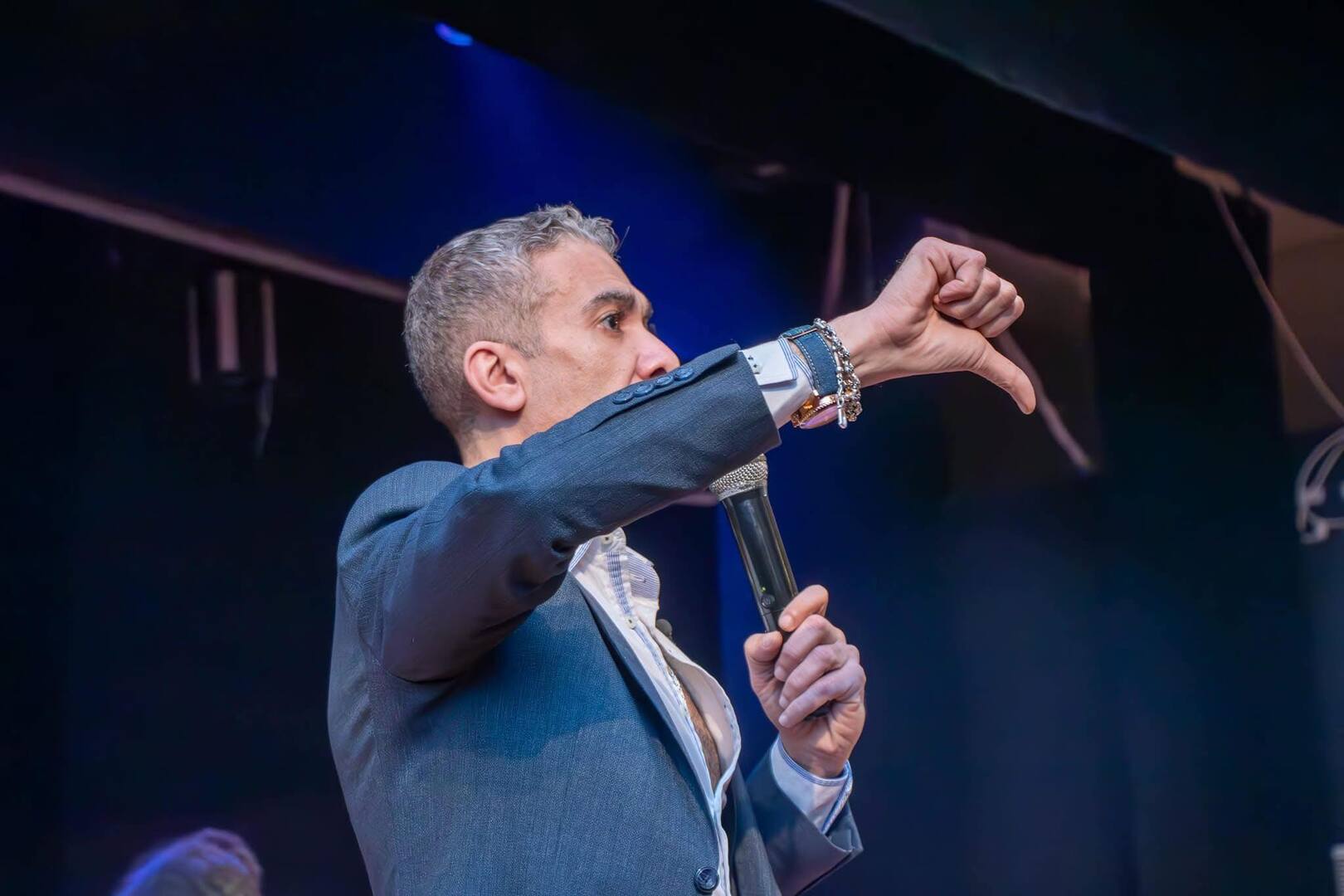 قبل تشييع الجثمان.. طلب عاجل من أسرة ضياء العوضي للسلطات المصرية