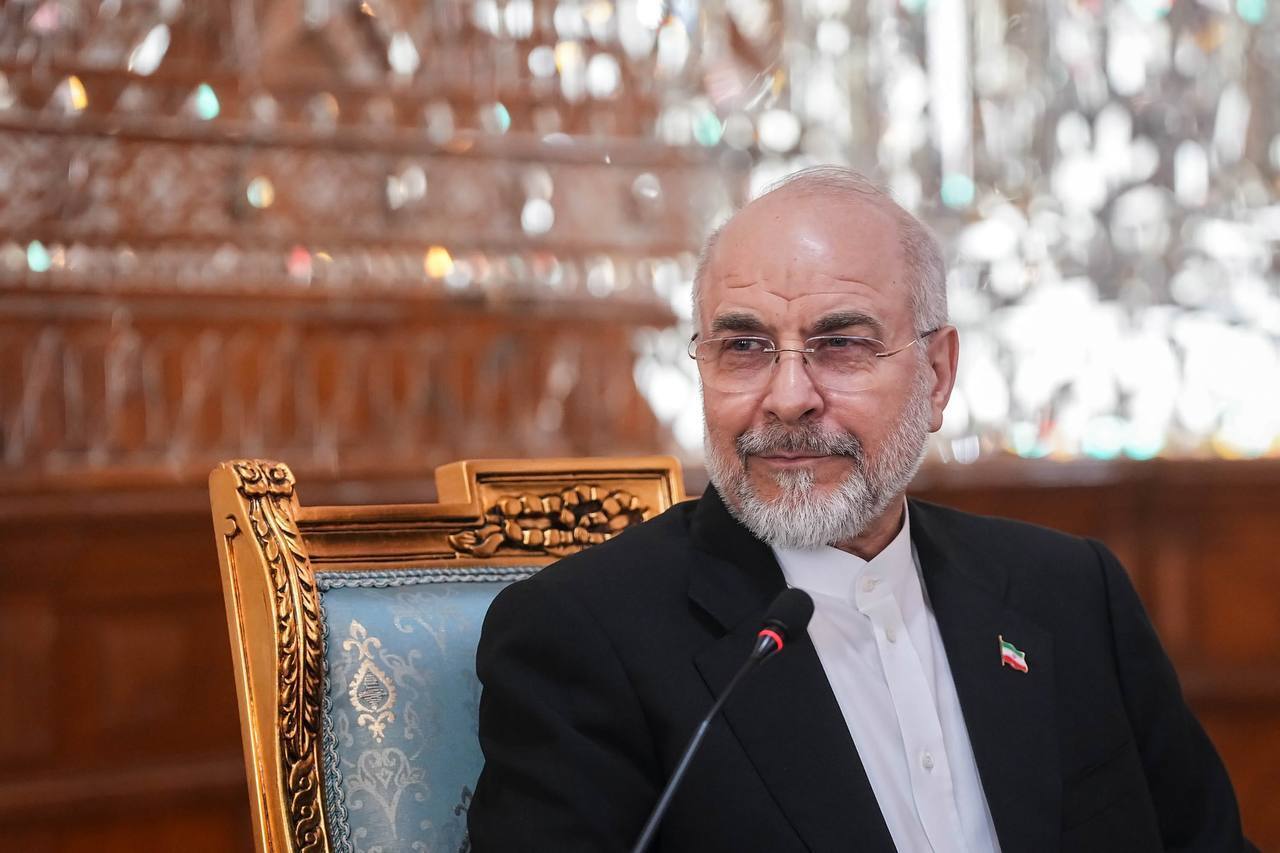 إيران ترد على ترامب وتقارير "الانقسام الداخلي": لا متشددين ولا معتدلين..  نحن جميعا "ثوريون"