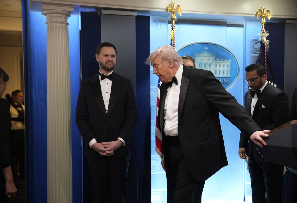 جهاز الخدمة السرية يكشف عن وضع ترامب والمشتبه به بعد محاولة الاغتيال