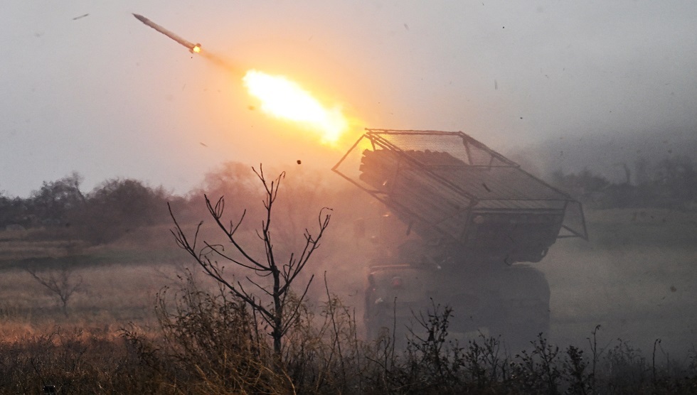 الدفاع الروسية تعلن تحرير بلدتين جديدتين شمال وشرق أوكرانيا