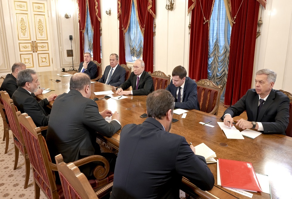 عراقجي: العلاقات بين روسيا وإيران تمثل شراكة استراتيجية وسوف تتعزز