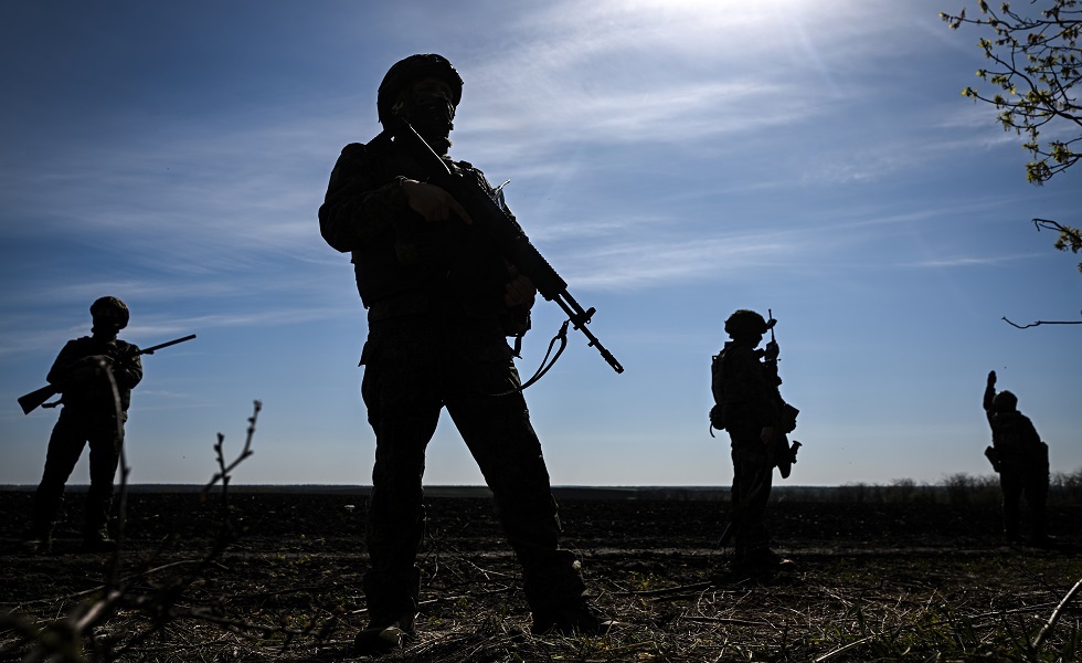 الدفاع الروسية تعلن تحرير بلدتين جديدتين شرق أوكرانيا