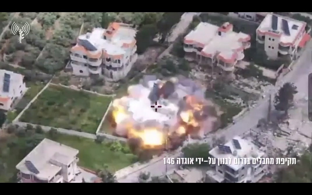 الجيش الإسرائيلي يكرس مصطلح "خط الدفاع الأمامي" ويهاجم "حزب الله" في جنوب لبنان (فيديو)