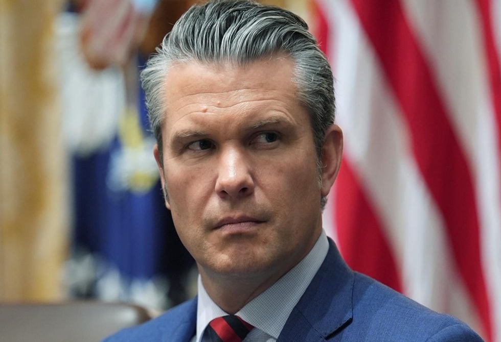 وزير الحرب الأمريكي: ترامب يؤمن بإمكانية التوصل إلى صفقة سلام بين روسيا وأوكرانيا