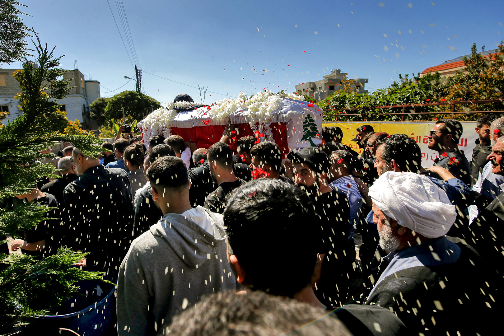 مراسلنا: مقتل 9 أشخاص وإصابة 13 بغارات إسرائيلية استهدفت اليوم بلدات عدة جنوب لبنان