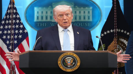 ترامب: 155 طائرة شاركت في عملية إنقاذ الطيار الثاني في إيران