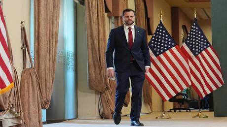 هدنة وحصار المضيق