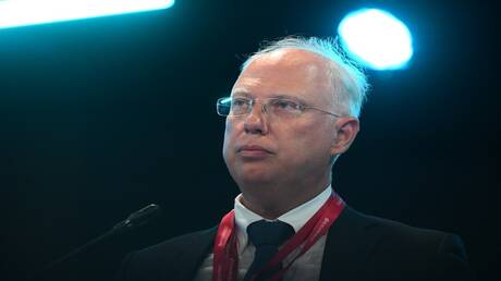 دميترييف: الطلب الهائل على النفط يعيد روسيا إلى صفوف اللاعبين الرئيسيين في السوق