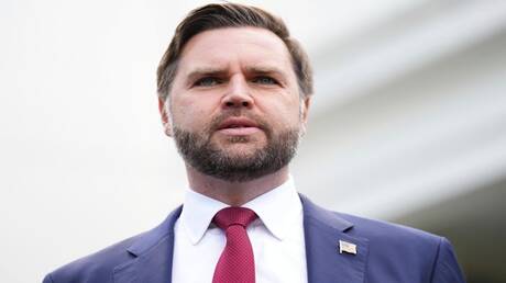 "أسوشيتد برس": نائب الرئيس الأمريكي ألغى رحلته إلى باكستان