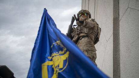 هدنة وحصار المضيق