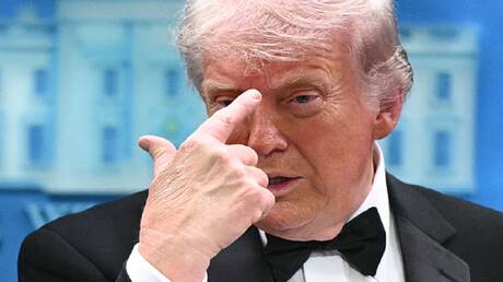 هدنة وحصار المضيق