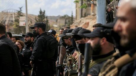 هدنة وحصار المضيق