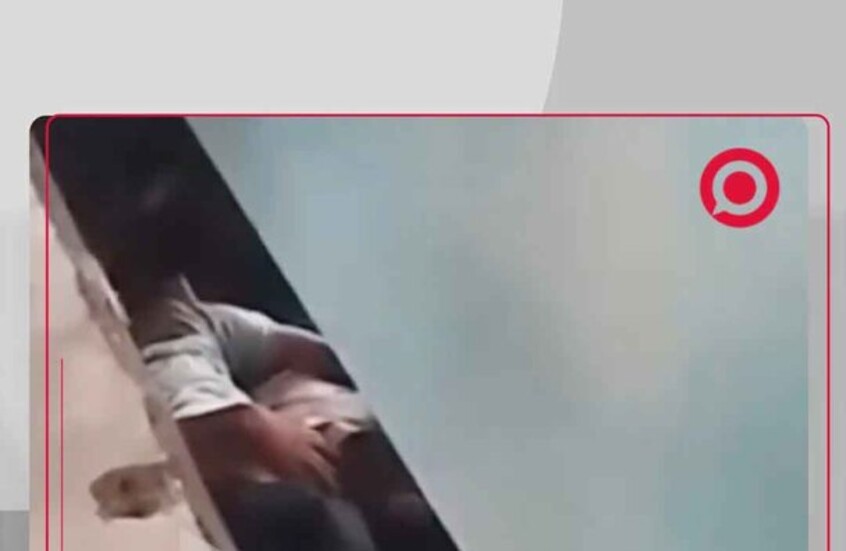 أب بنغلاديشي يقفز تحت القطار لإنقاذ ابنه وكلاهما ينجو بأعجوبة