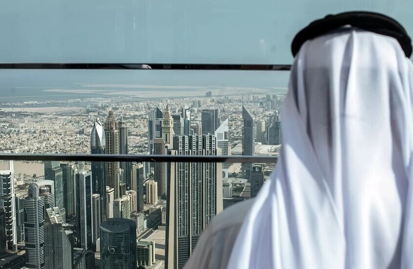 دبي تصدر قرارا جديدا بشأن الحصول على الإقامة.. ما الجديد فيه؟