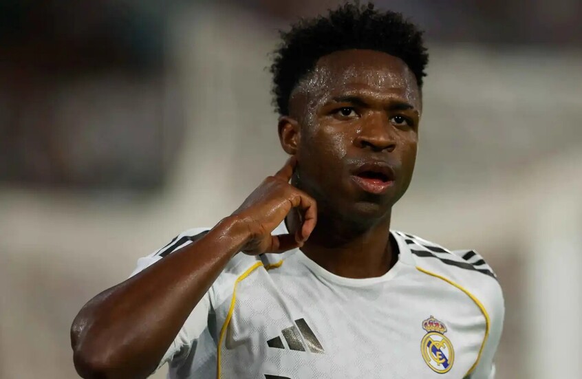 فينيسيوس جونيور يوقف مفاوضات تجديد عقده مع ريال مدريد