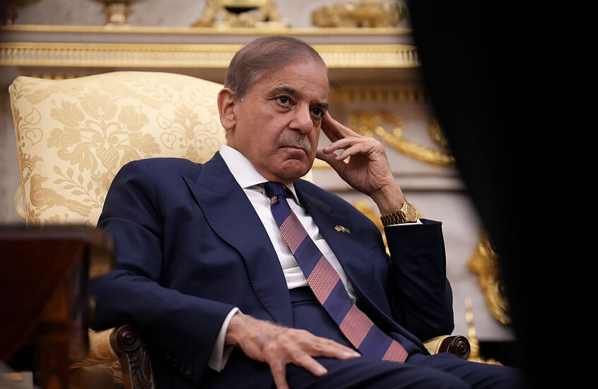 رئيس الوزراء الباكستاني: نثمن شجاعة ترامب في تعليق "مشروع الحرية" وندعم الحل السلمي