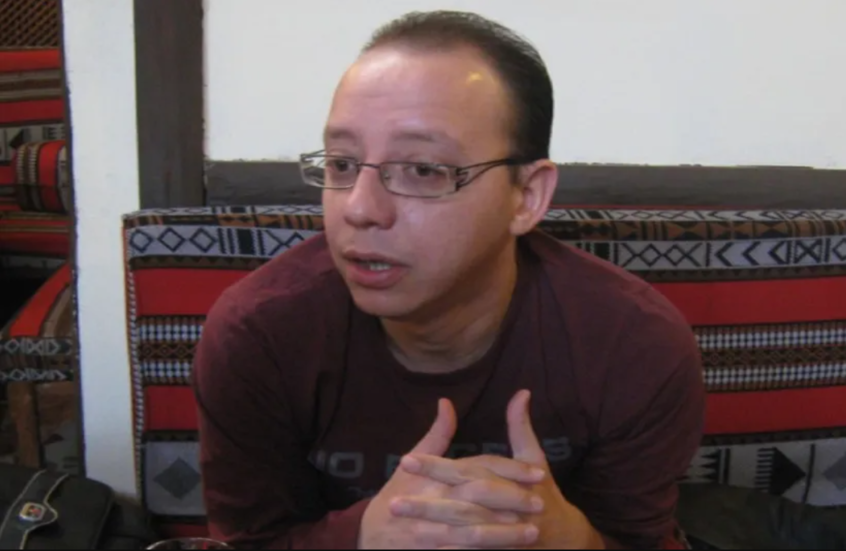 الممثل معن عبدالحق يعلّق بعد خروجه من السجن: كنت أكره بشار الأسد وخائفا من الاعتقال