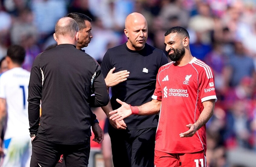 ليفربول يستقر على خليفة آرني سلوت ويتخذ أول خطوة لتحقيقه