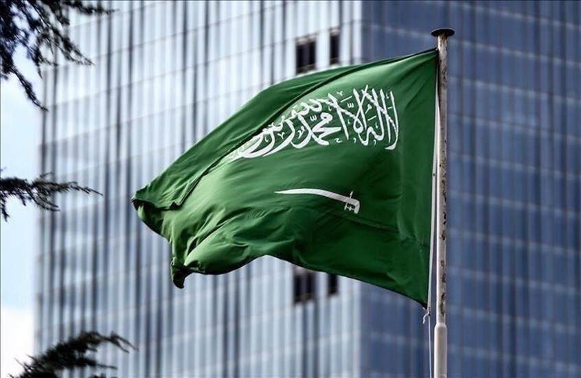 السعودية تدين بـ"أشد العبارات" الاستهدافات الإيرانية لدول الخليج وتُعلن تضامنها الكامل معها