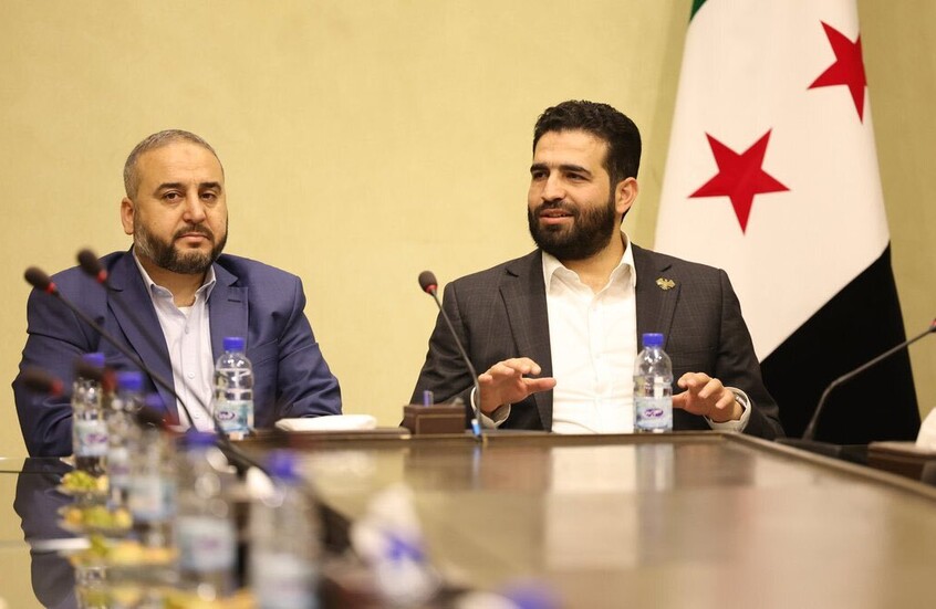 الاتحاد الأوروبي يرفع العقوبات عن وزيري الداخلية والدفاع السوريين