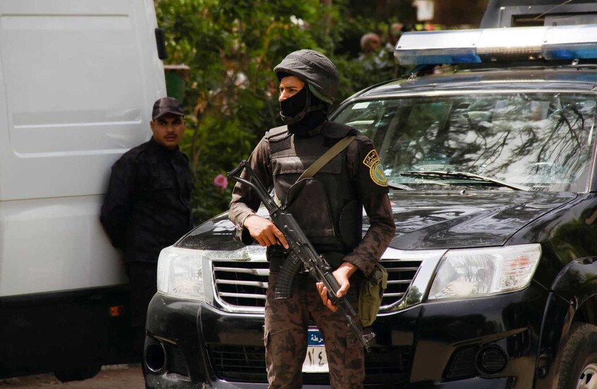 بلاغ سرقة يفضح عصابة أجنبية للتهريب في مصر