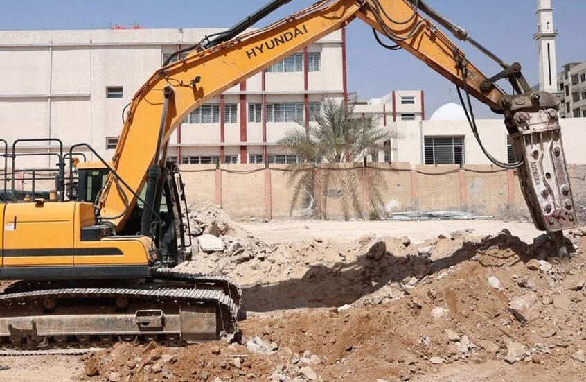 العثور على رفات أم وأطفالها داخل مدرسة في ريف دمشق (صور)