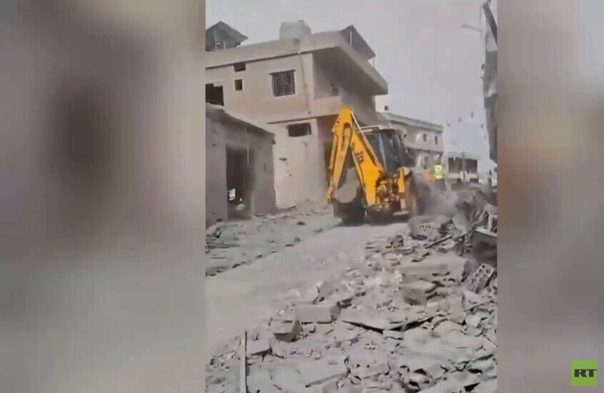 بالفيديو.. آثار الدمار في بلدة صريفا جنوبي لبنان جراء الغارات الإسرائيلية صباح اليوم
