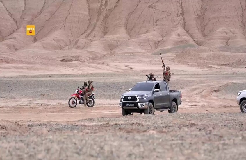 قوات إيرانية تنفذ مناورة "مواجهة العدو في أي أرض"