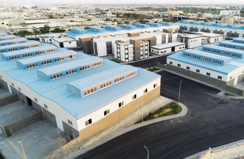 المنطقة الصناعية الروسية في العين السخنة على طاولة وزير الصناعة المصري خلال منتدى قازان