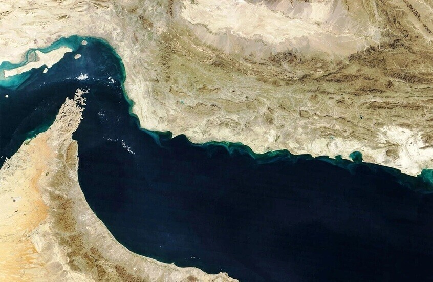 هيئة إدارة الممرات المائية الإيرانية تحدد منطقة سيطرة بحرية عند مضيق هرمز (خريطة)