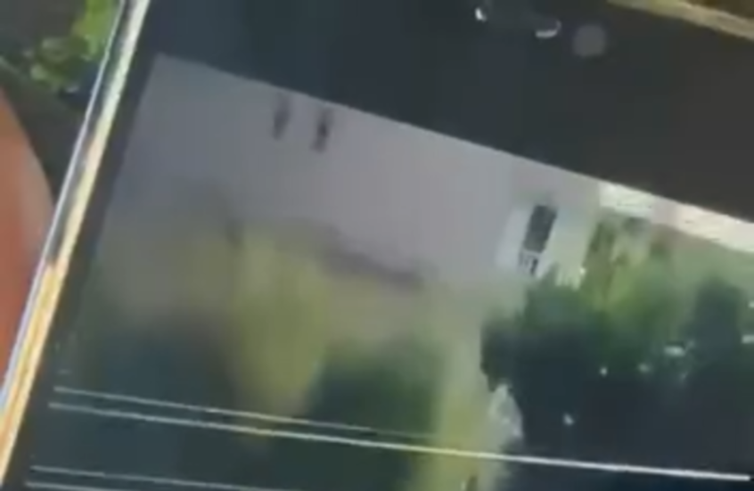 غارات إسرائيلية على جنوب لبنان تسفر عن 10 قتلى و7 جرحى بينهم مسعفون (فيديو)