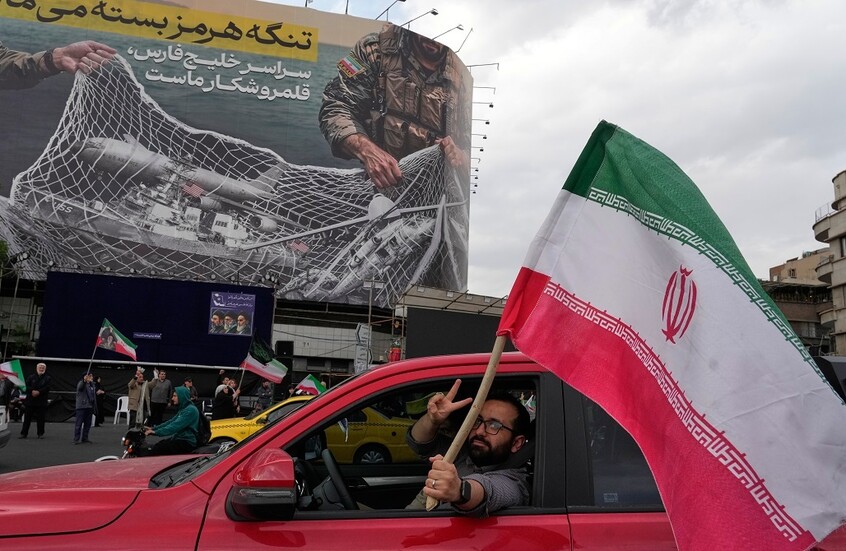 برلماني إيراني لـ "آر تي": الملف النووي خارج نطاق التفاوض مع واشنطن