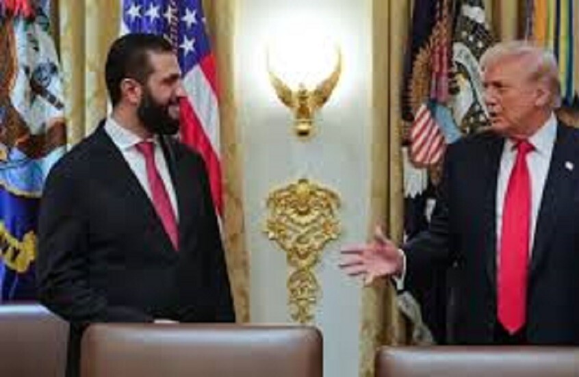 الشرع وترامب يبحثان مستجدات المنطقة ومسار التعافي في سوريا واستكمال رفع ما تبقى من عقوبات
