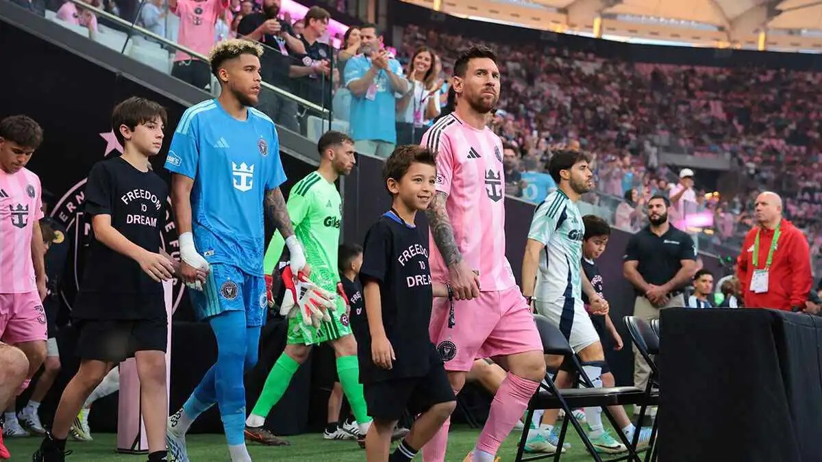 رد فعل ميسي بعد الخسارة أمام أورلاند في الدوري الأمريكي (فيديو)