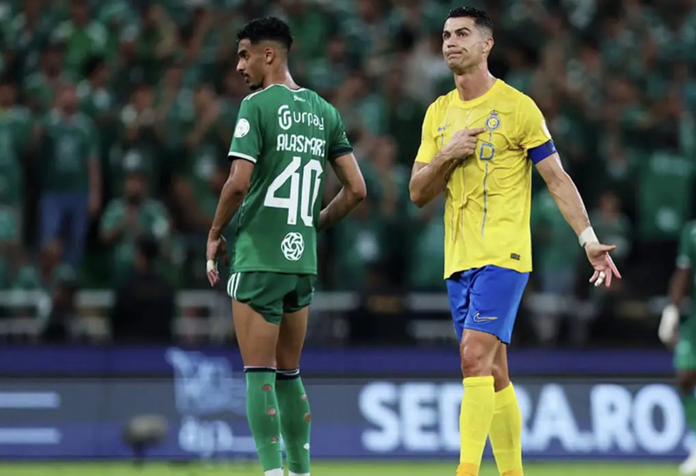 عقوبات صارمة ضد الأهلي والنصر السعوديين