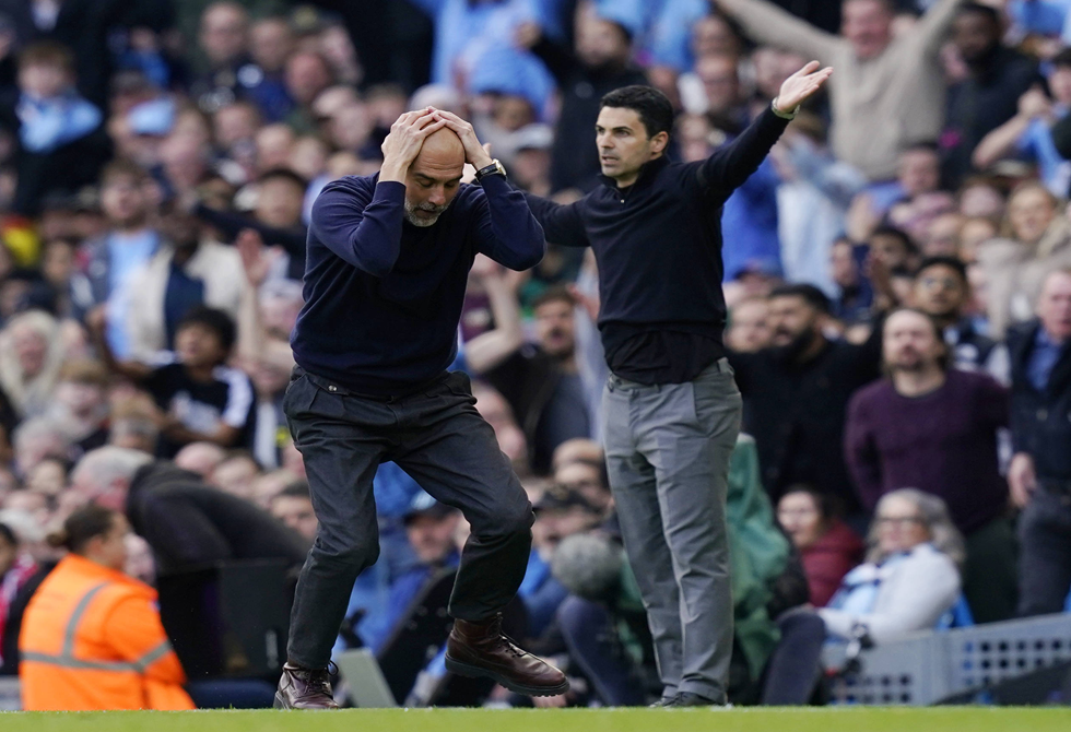 من يحسم لقب الدوري الإنجليزي؟.. المباريات المتبقية لأرسنال ومانشستر سيتي
