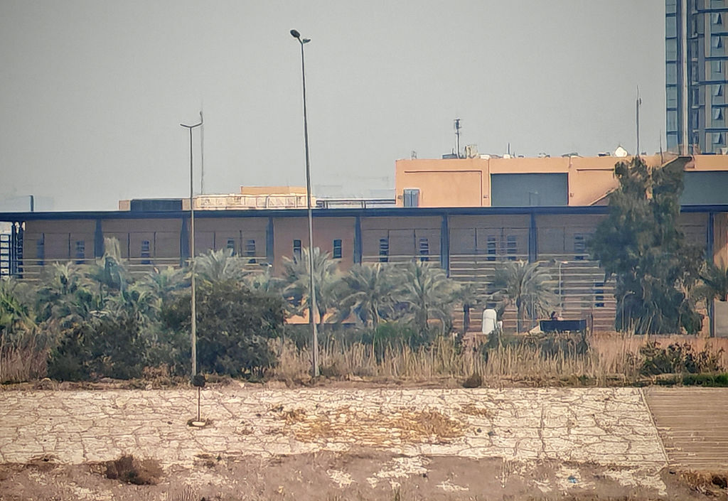 أمريكا تأمر مواطنيها بمغادرة العراق على الفور