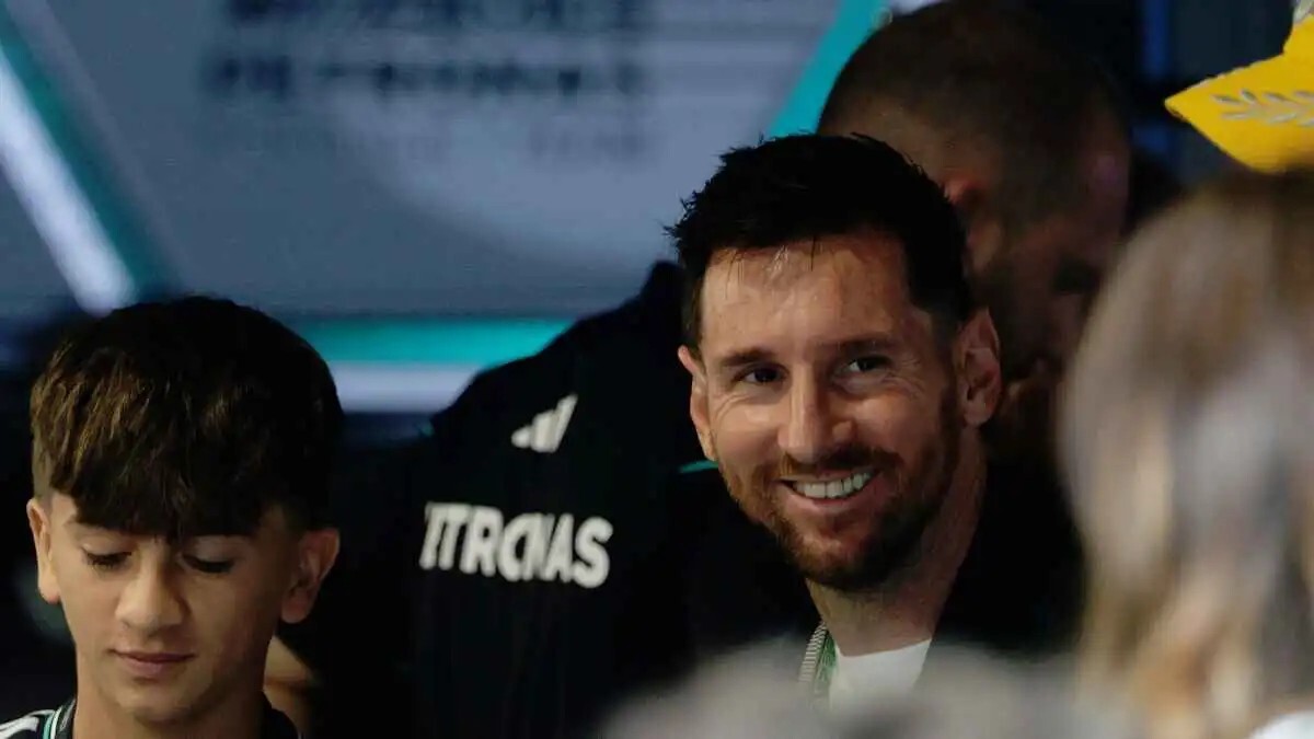 مفاجأة.. ميسي يختار اللاعب الذي يذكره بنفسه (فيديو)