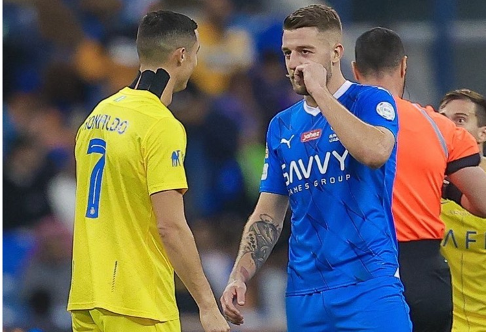 من يتوج بلقب الدوري السعودي إذا تساوى النصر والهلال في رصيد النقاط؟