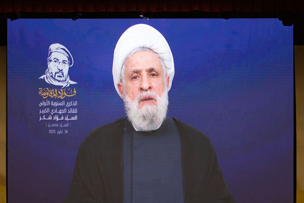 قاسم يدعو إلى التفاوض بشكل غير مباشر مع إسرائيل: المفاوضات المباشرة تنازلات خالصة للعدو
