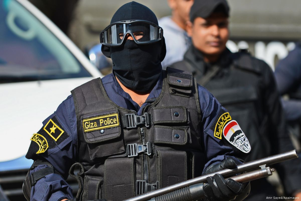 مصر.. الأمن يمنع نشاط خطيرا داخل مصنع سري
